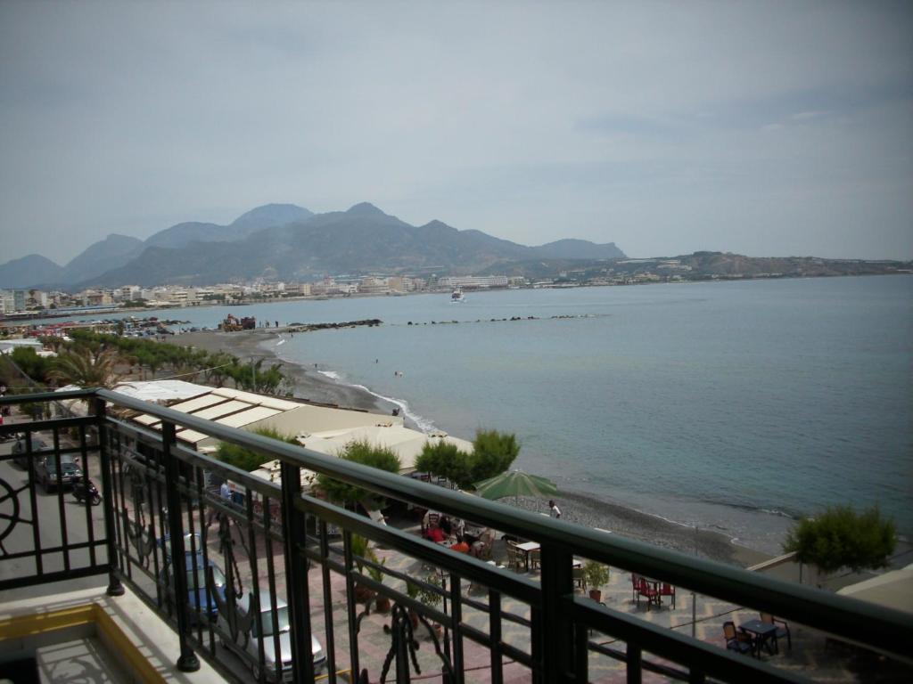 By Captains Studio Apartman Jerápetra Kültér fotó