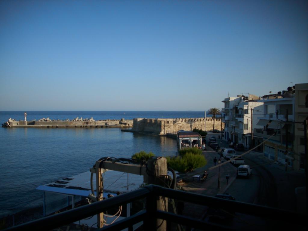 By Captains Studio Apartman Jerápetra Szoba fotó